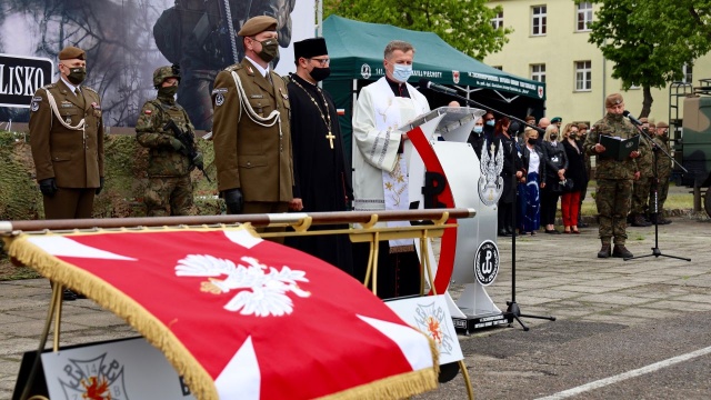Fot. 14. Zachodniopomorska Brygada Obrony Terytorialnej. Nauczyciele, uczniowie, studenci złożyli przysięgę wojskową [ZDJĘCIA]