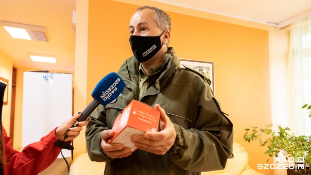 Fot. Robert Stachnik [Radio Szczecin] Z okazji Dnia Dziecka przekazali słodką pomoc [WIDEO, ZDJĘCIA]