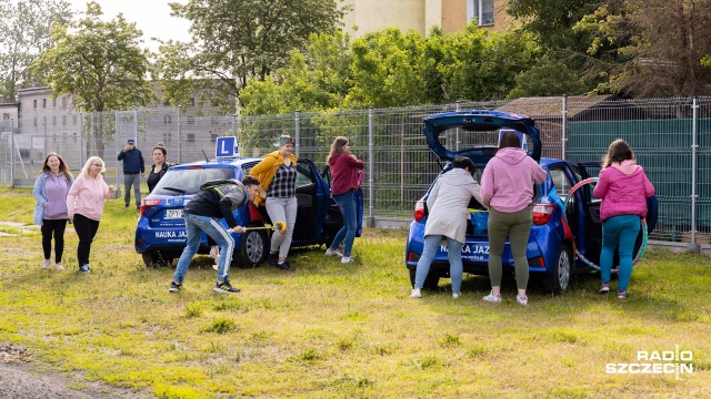 Fot. Robert Stachnik [Radio Szczecin] Performance pod pyrzyckim spichlerzem zbożowym [ZDJĘCIA]