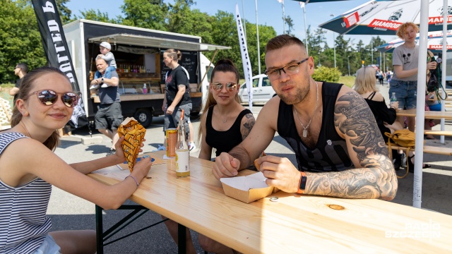 Fot. Robert Stachnik [Radio Szczecin] Festiwal Smaków na parkingu Atrium Molo [WIDEO, ZDJĘCIA]