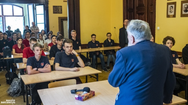 Fot. Wojciech Ochrymiuk [Radio Szczecin] Uczniowie zdumieni. Żołnierz AK wspomina walkę o wolność Ojczyzny [ZDJĘCIA]
