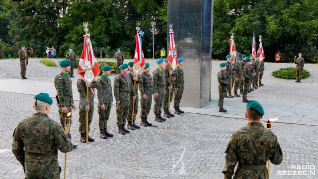 Fot. Robert Stachnik [Radio Szczecin] 12. Dywizja Zmechanizowana świętuje [WIDEO, DUŻO ZDJĘĆ]