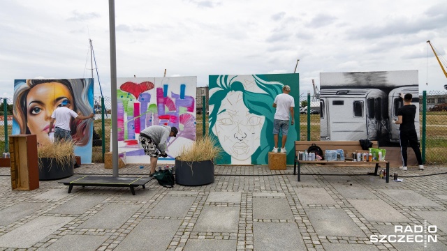 Fot. Robert Stachnik [Radio Szczecin] Zdradzają tajniki graffiti na Łasztowni [WIDEO, ZDJĘCIA]