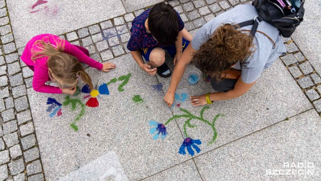 Fot. Robert Stachnik [Radio Szczecin] Zdradzają tajniki graffiti na Łasztowni [WIDEO, ZDJĘCIA]