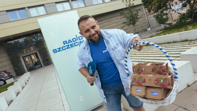 Fot. Mateusz Papke [Radio Szczecin] Radio Szczecin częstowało owocami [WIDEO, ZDJĘCIA]