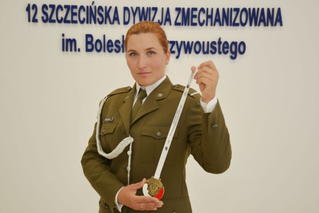 Fot. 12 Szczecińska Dywizja Zmechanizowana Błękitna Brygada ma mistrzynię Polski [ZDJĘCIA]