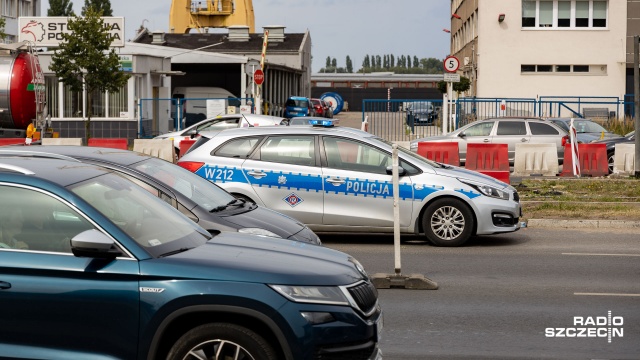 Fot. Robert Stachnik [Radio Szczecin] Trudne piątkowe powroty. "Autoradio" z Estakady Pomorskiej [WIDEO, ZDJĘCIA]
