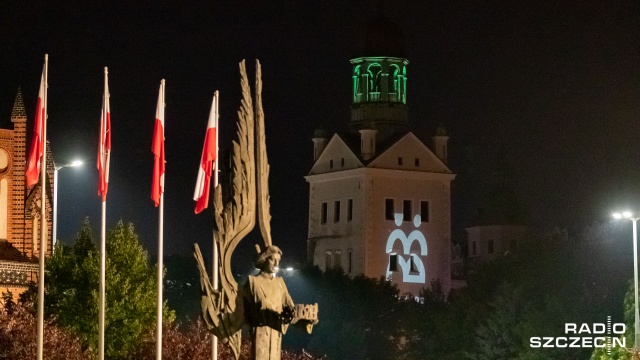 Fot. Robert Stachnik [Radio Szczecin] Szczecin zanurzył się w kolorach. Co na to szczecinianie? [ZDJĘCIA]