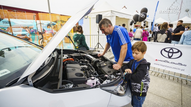 Fot. Mateusz Papke [Radio Szczecin] Rodzinny Piknik Toyoty na Łasztowni. Radio Szczecin też tam było [WIDEO, ZDJĘCIA]