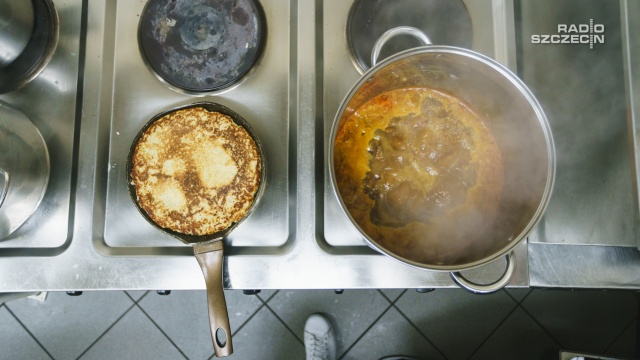 Fot. Mateusz Papke [Radio Szczecin] Rodzina w jednej... kuchni, czyli "Bistro na Widelcu" [WIDEO, ZDJĘCIA]