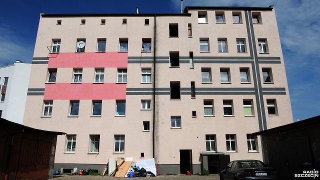 Fot. Marcin Kokolus [Radio Szczecin] Każdy dzień to walka z fetorem. Mieszkańcy bloku mają dość 
[WIDEO, ZDJĘCIA]