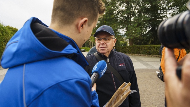 Fot. Mateusz Papke [Radio Szczecin] Pokaż paragon i zabierz parawan. Wtorek w Świnoujściu [WIDEO, ZDJĘCIA]