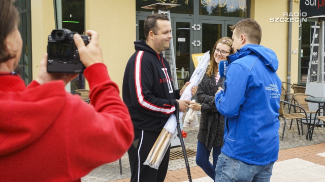 Akcja "parawany za paragony" organizowana jest przez Ministerstwo Finansów oraz Krajową Administrację Skarbową. Fot. Mateusz Papke [Radio Szczecin] Pokaż paragon i zabierz parawan. Wtorek w Świnoujściu [WIDEO, ZDJĘCIA]