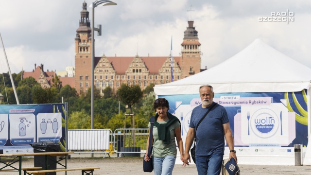 Fot. Mateusz Papke [Radio Szczecin] Rybna stolica regionu na Łasztowni w Szczecinie [WIDEOx2, ZDJĘCIA]