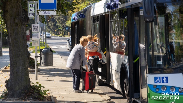 Fot. Robert Stachnik [Radio Szczecin] Zmiany w kursowaniu autobusu "66". Mieszkańcy się skarżą [ZDJĘCIA]