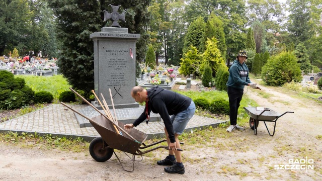 Fot. Robert Stachnik [Radio Szczecin] "Opiekujemy się kombatantami, ale pamiętamy też o tych, którzy odeszli" [WIDEO, ZDJĘCIA]