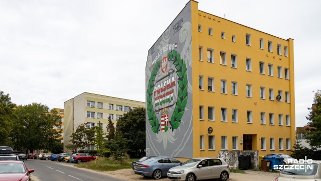 Fot. Robert Stachnik [Radio Szczecin] Mural przyjaźni z kodem QR na Pomorzanach [ZDJĘCIA]