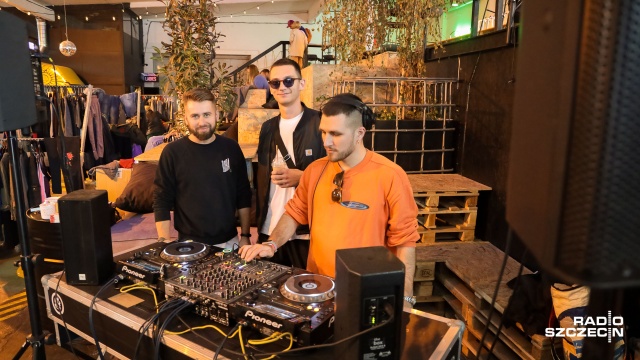 Fot. Robert Stachnik [Radio Szczecin] Szpargały za grosze nad Odrą [ZDJĘCIA]