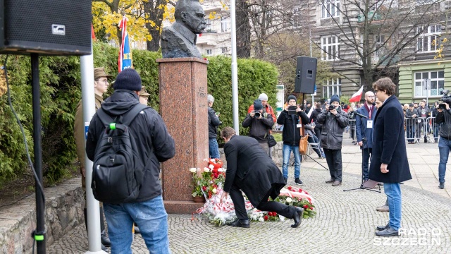 Fot. Robert Stachnik [Radio Szczecin] Szczeciński Marsz Niepodległości. Wśród maszerujących rodziny z dziećmi [WIDEO, ZDJĘCIA]