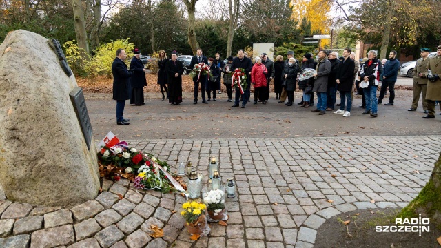 Fot. Robert Stachnik [Radio Szczecin] Zaduszki ku pamięci tych, którzy walczyli o niepodległość [WIDEO, ZDJĘCIA]