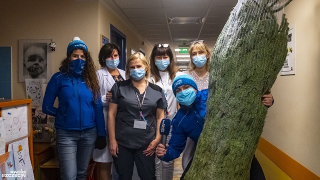 Odwiedziliśmy mieszkańców osiedla Żelechowa oraz szpital w Zdrojach. Fot. Wojciech Ochrymiuk [Radio Szczecin] Choinki od Radia Szczecin. Jedna może być dla Ciebie! [WIDEO, ZDJĘCIA]