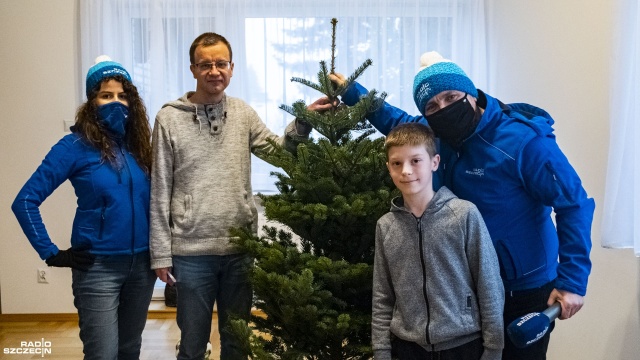 Odwiedziliśmy mieszkańców osiedla Żelechowa oraz szpital w Zdrojach. Fot. Wojciech Ochrymiuk [Radio Szczecin] Choinki od Radia Szczecin. Jedna może być dla Ciebie! [WIDEO, ZDJĘCIA]