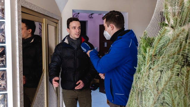 Fot. Mateusz Papke [Radio Szczecin] Świąteczne drzewka z dostawą do domu [WIDEO, ZDJĘCIA]