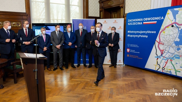 Fot. Robert Stachnik [Radio Szczecin] "Pomorze Zachodnie przeżywa najlepszy okres inwestycji drogowych od lat" [ZDJĘCIA]