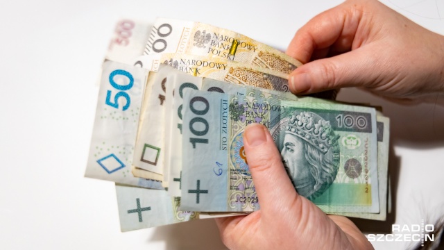 Blisko 400 organizacji pozarządowych, kół gospodyń wiejskich, ochotniczych straży pożarnych i klubów sportowych otrzyma dotacje z samorządowego Programu Społecznik.