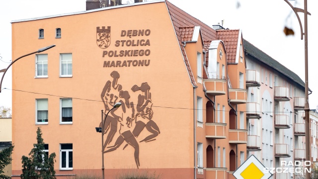 Nie odbył się w 2020 roku, w tym odbędzie się na pewno - zapowiedział w czwartek podczas spotkania online z mieszkańcami burmistrz Dębna, Grzegorz Kulbicki. Chodzi o maraton w Dębnie, który jest najstarszym maratonem w Polsce.