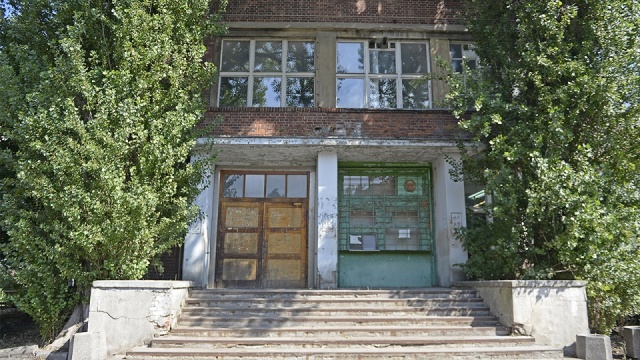 ,,Prezydencie Ratuj przed degradacją - apeluje do Piotra Krzystka Rada Instytutu Dziedzictwa Solidarności w sprawie stoczniowej świetlicy w Szczecinie. Historyczna świetlica, gdzie podpisano Porozumienia Sierpniowe niszczeje, niebawem nie będzie czego ratować - czytamy w apelu.