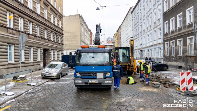 W piątek doszło tam do awarii kanalizacyjnej - zapadł się fragment ulicy. Ekipy ZWiK-u uporały się już z awarią.