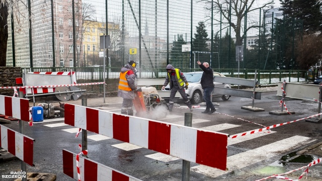 Szczecinianie znów bez ciepła. Trwa naprawa ciepłociągu