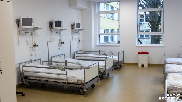 Kolejni strażacy będą pracować w szpitalach w regionie. Mają wesprzeć personel w opiece nad pacjentami z Covid-19.