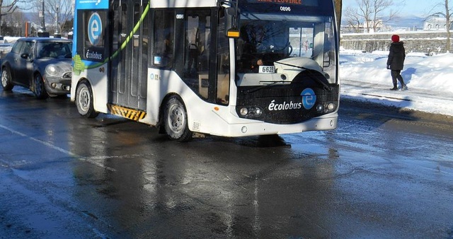 Miasto Szczecin chce kupić osiem autobusów elektrycznych i wybudować cztery stacje szybkiego ładowania.
