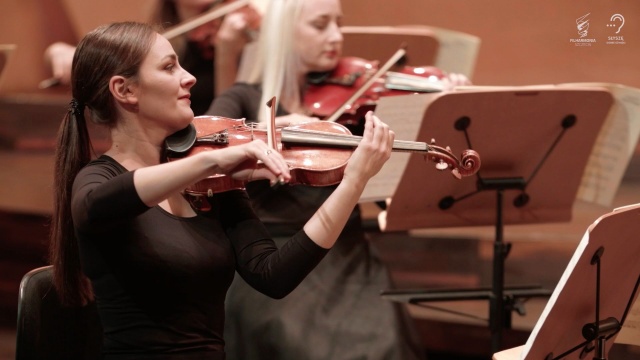 Filharmonia im. Mieczysława Karłowicza dedykuje piątkowy koncert pamięci zmarłego w ubiegłym tygodniu dyrygenta i pedagoga Jacka Kraszewskiego.