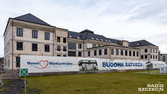 Nowe centrum administracji publicznej w Międzyzdrojach wkracza w kolejny etap budowy. Ogromny gmach będzie miał 4,5 tysiąca metrów kwadratowych powierzchni.