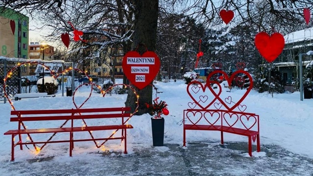 Jak Walentynki, to tylko nad morzem. Z tej okazji Dziwnów zadbał o romantyczną scenerię.