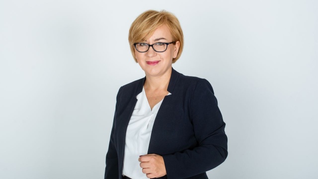 Nikogo nie zdradziłam - mówi posłanka Paulina Hennig-Kloska i zapewnia w Rozmowach pod Krawatem, że jej akces do ruchu Polska 2050 Szymona Hołowni ważył się do ostatniej chwili.
