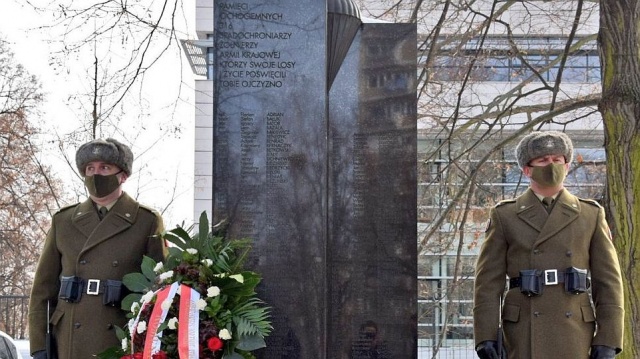 W Warszawie uczczono Cichociemnych