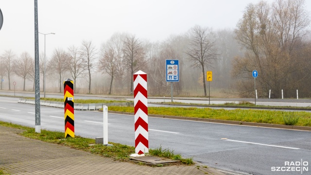 Kontrole graniczne przedłużone minimum do końca lutego. Minister zdrowia Jens Spahn rekomenduje rządowi przedłużenie kontroli granicznych z obszarami, gdzie występuje mutacja koronawirusa do końca lutego.