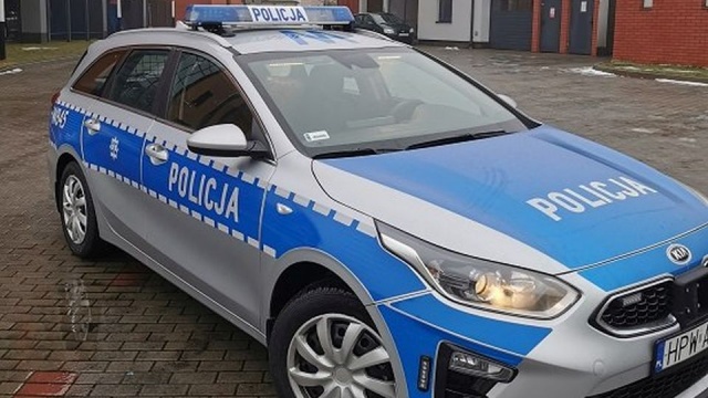 Nowy radiowóz dostali policjanci ze Stargardu. To Kia Ceed o mocy 140 koni mechanicznych.
