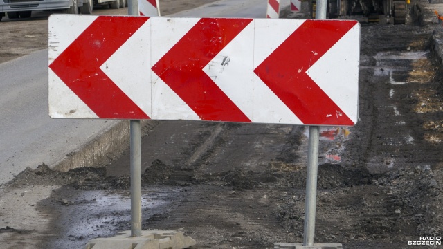 Kolejne zmiany dla kierowców w śródmieściu Szczecina. Ich celem jest rozładowanie ruchu w kwartale ulic Małkowskiego, Bogusława, Getta Warszawskiego i Jadwigi - podaje Zarząd Dróg i Transportu Miejskiego.