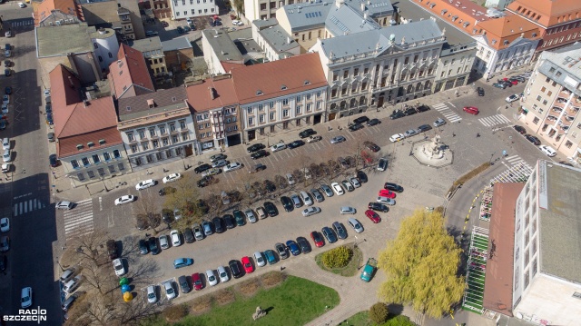 Władze uczelni chcą zwolnić założyciela i byłego rektora uczelni. Profesor Dariusz Dyczewski ma zostać dyscyplinarnie zwolniony za wywiad, którego udzielił Kurierowi Szczecińskiemu. Krytykuje w nim nowe władze uczelni.