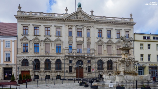 Spotkanie się odbyło, jednak do rozmów nie doszło. Tak można podsumować wizytę władz Akademii Sztuki w Szczecinie u wojewody zachodniopomorskiego Zbigniewa Boguckiego.