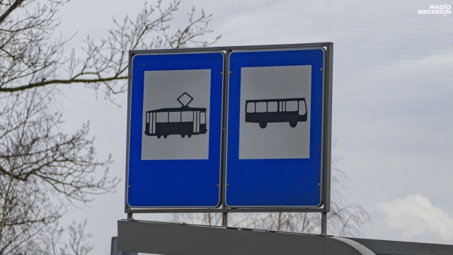 Są niewielkie utrudnienia w komunikacji tramwajowej w Szczecinie. Około 14.00 uszkodzona została sieć trakcyjna.