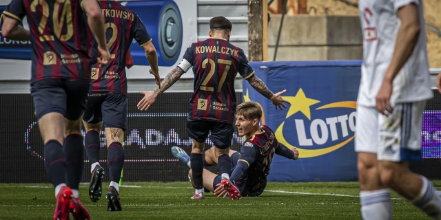 Piłkarze Pogoni odnieśli 13 zwycięstwo w tym sezonie rozgrywek o mistrzostwo Polski. Szczecinianie pewnie pokonali w sobotę na własnym stadionie Wisłę Płock 2:0 w 24. kolejce ekstraklasy i szybko zapomnieli o porażce przed tygodniem w Warszawie z Legią, która ograniczyła do minimum szanse na pierwszy w historii szczecińskiego klubu tytuł mistrza Polski.
