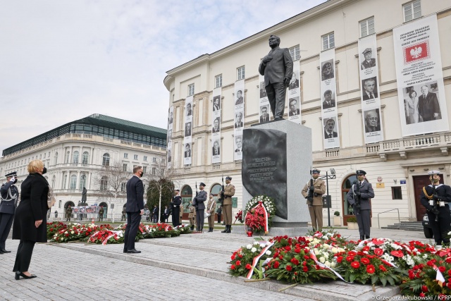 Obchody rocznicy Smoleńska. Wspólna pamięć i wzajemny szacunek