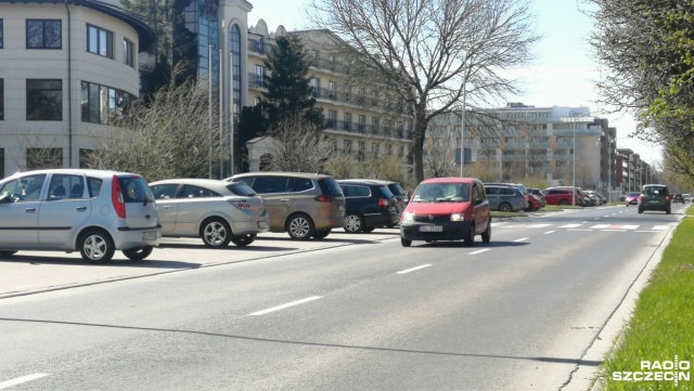 Trwają przygotowania do ustawienia kolejnych parkometrów, które zostaną uruchomione w maju.