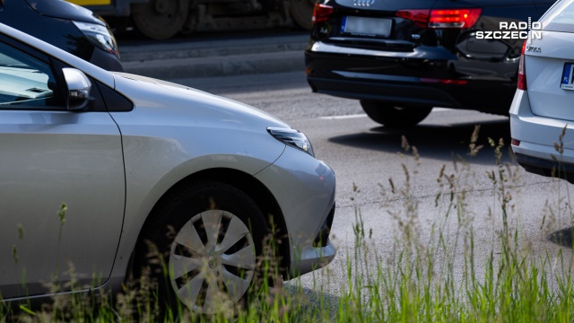 Zator dla wjeżdżających do centrum miasta ma już dwa kilometry długości. Nie ma już jednak utrudnień na autostradzie A6.